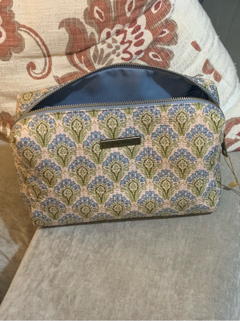 Cosmetic Bag - Picture 5 of 5